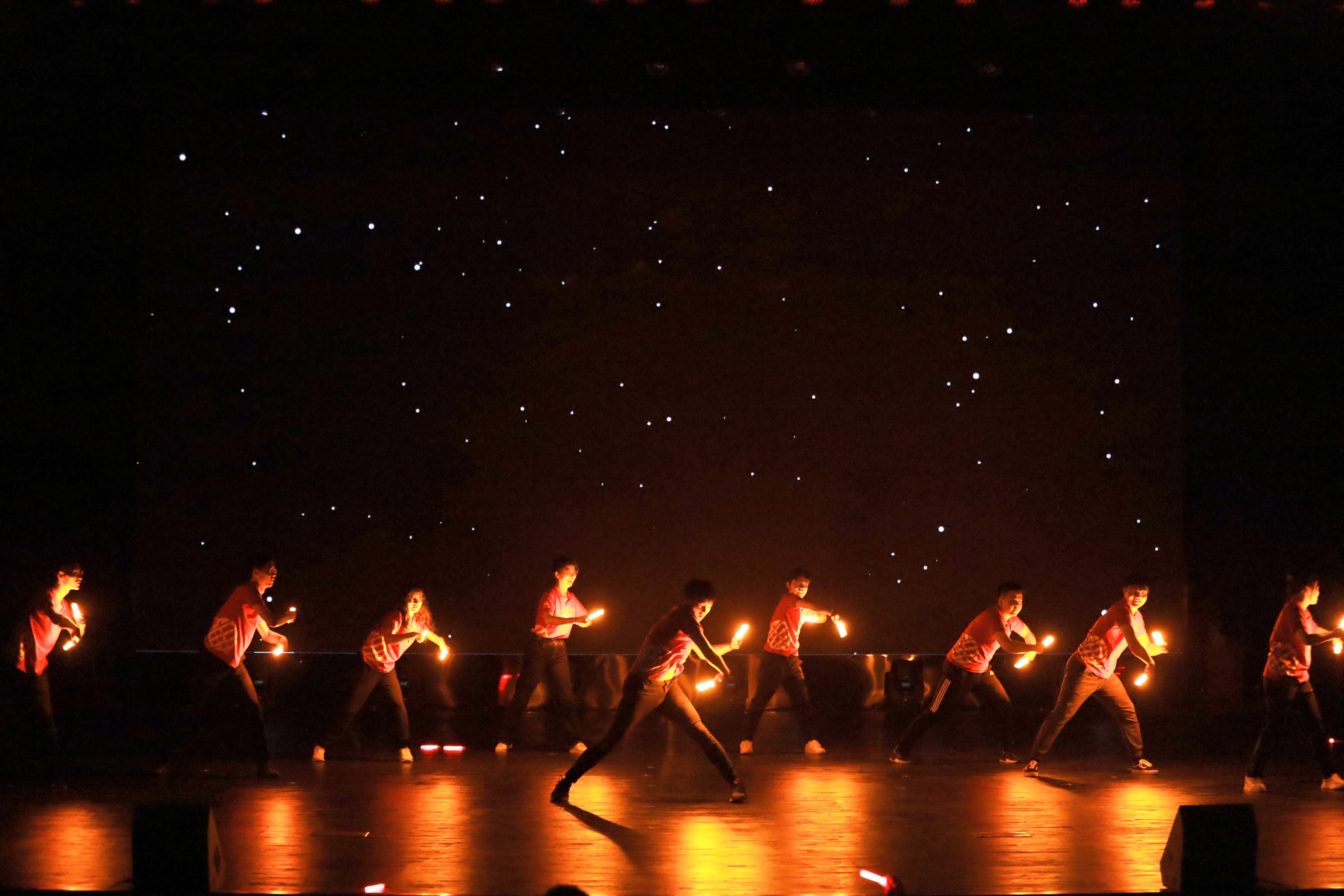 1634216399785023888.jpg 17.jpg