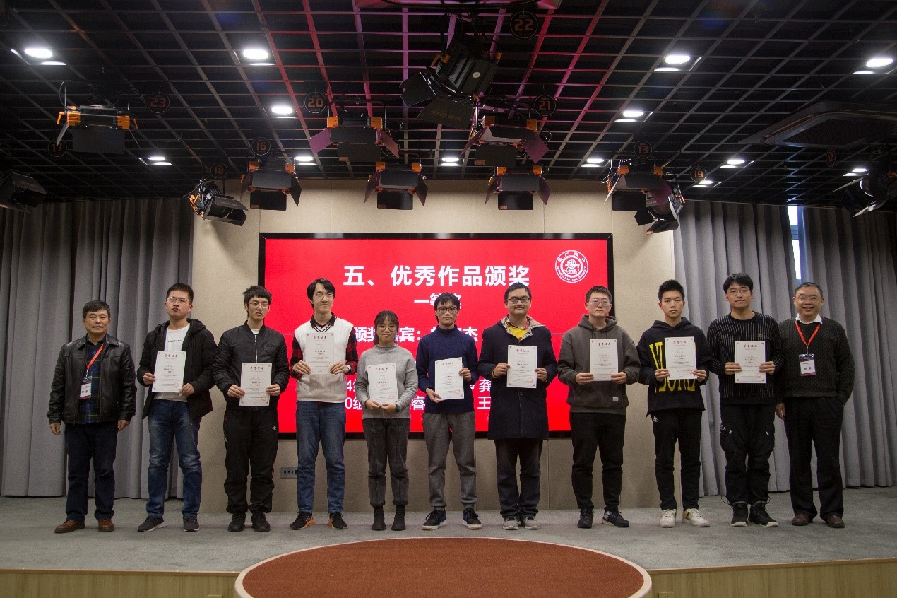 1641895799396025741.jpg 10.jpg