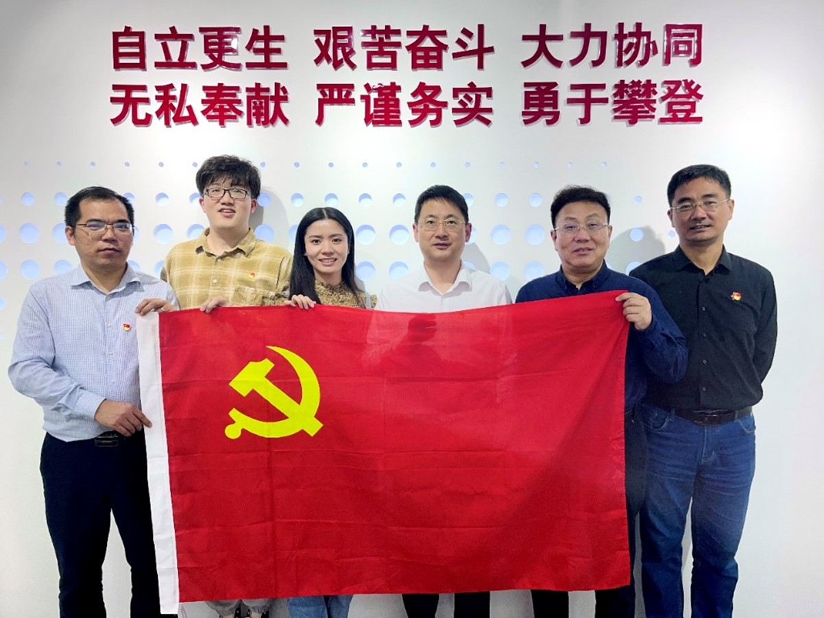 图片2.jpg 图片2.jpg